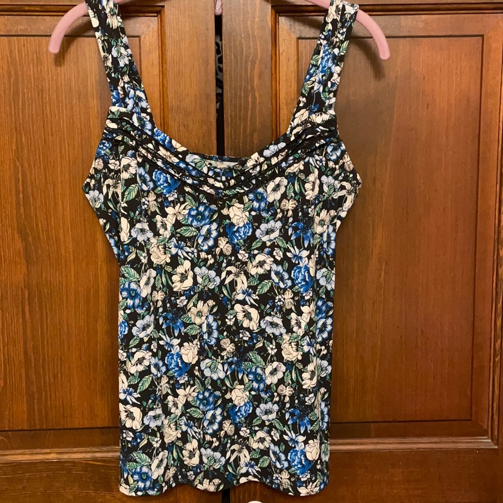 White House Black Market Sleeveless Top